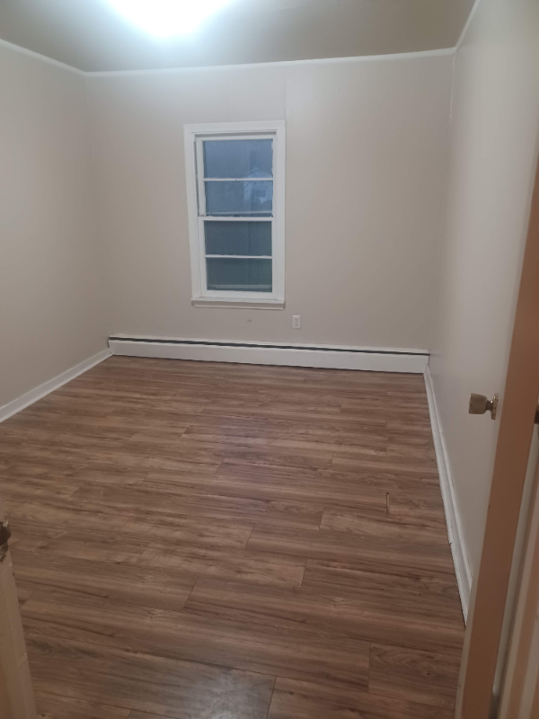 0 Dausman St #2ROOM3 - Photo 2 of 3