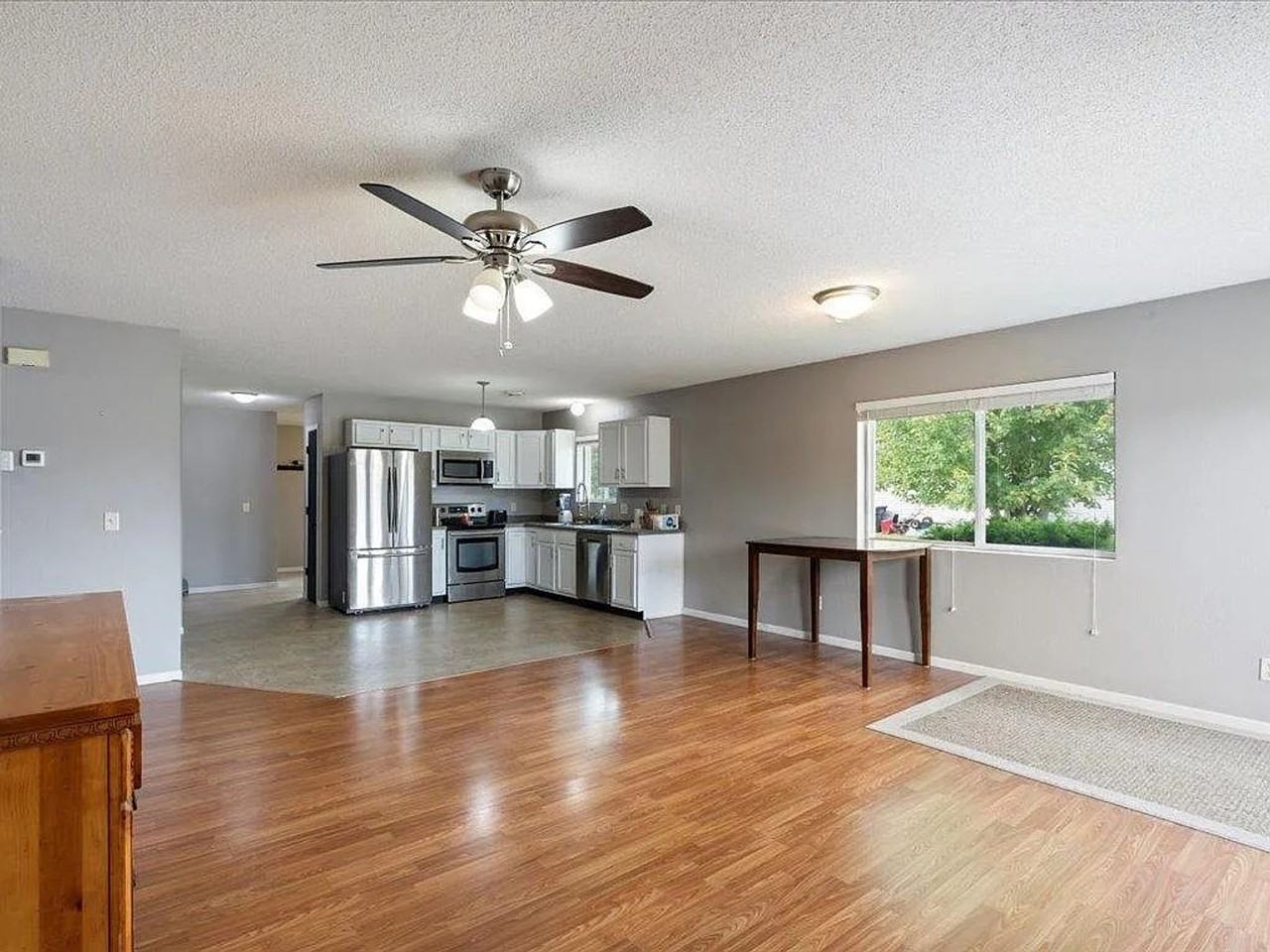 12528 2nd St - Photo 2 of 11