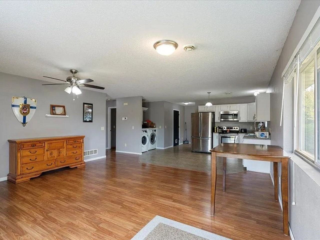 12528 2nd St - Photo 4 of 11