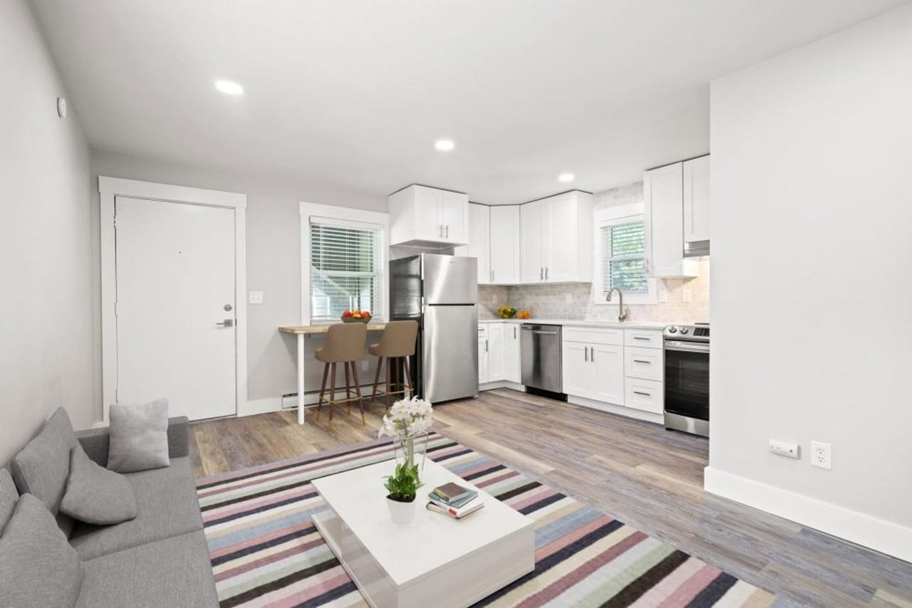 3485 Hayden Pl - Photo 2 of 9