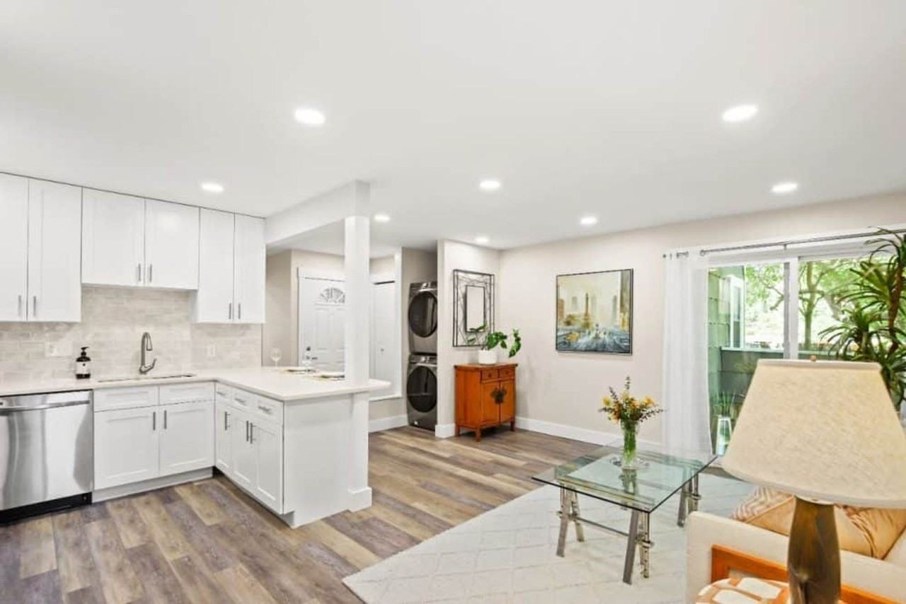 3527 Nottingham Ct - Photo 5 of 12