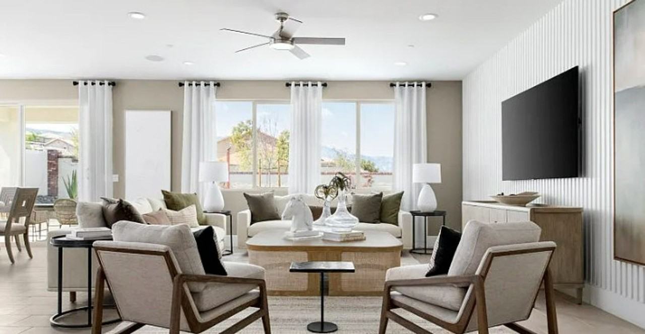 4052 Hudson Ln - Photo 4 of 11