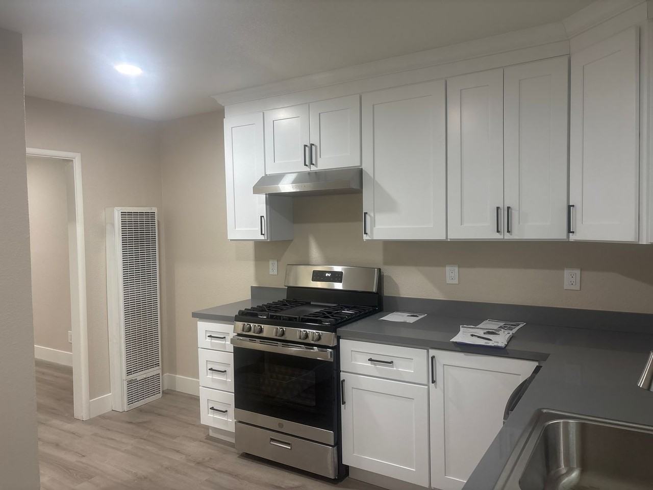 3954 Railroad Ave #1 - Photo 3 of 10