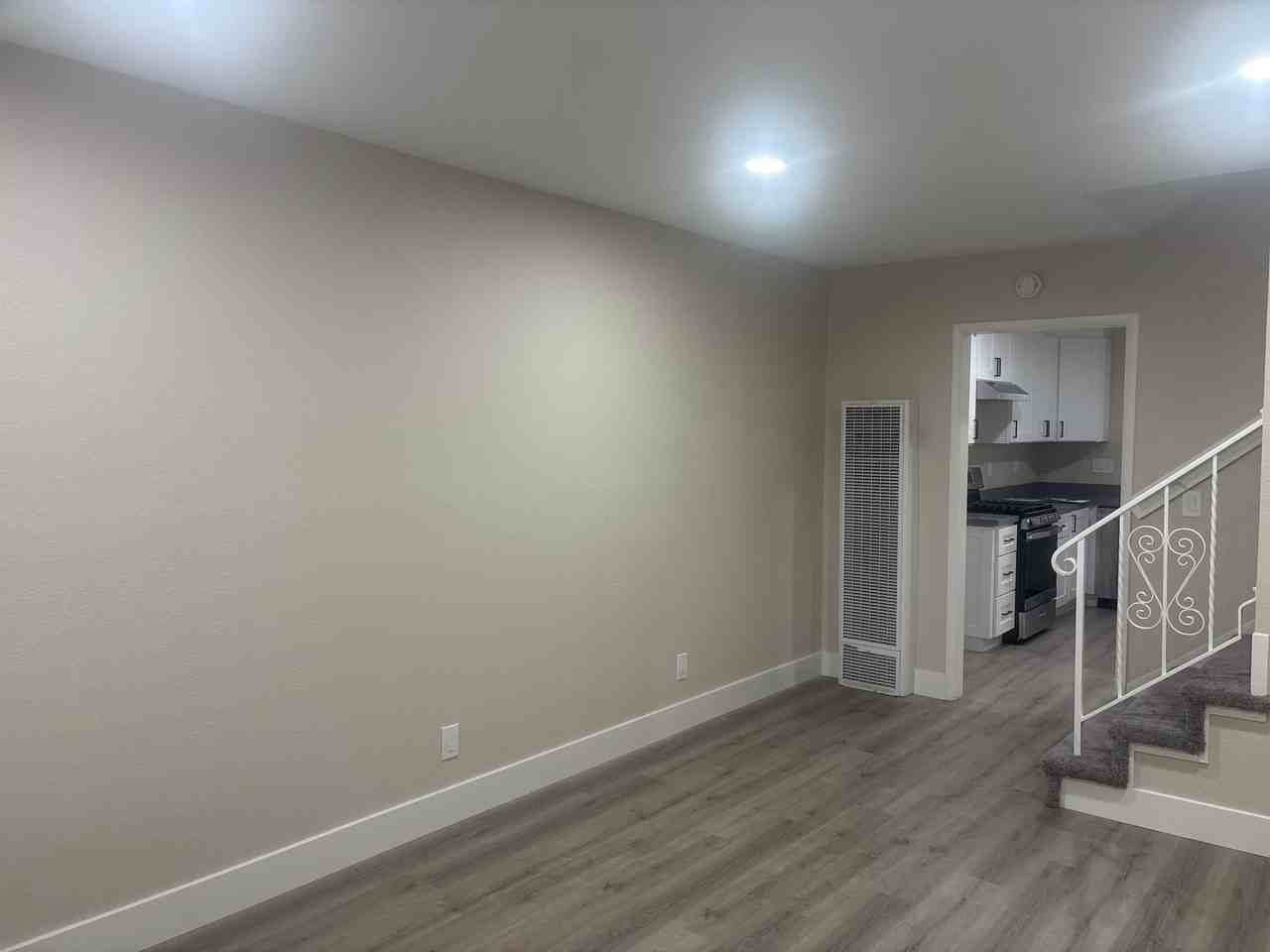 3954 Railroad Ave #1 - Photo 4 of 10