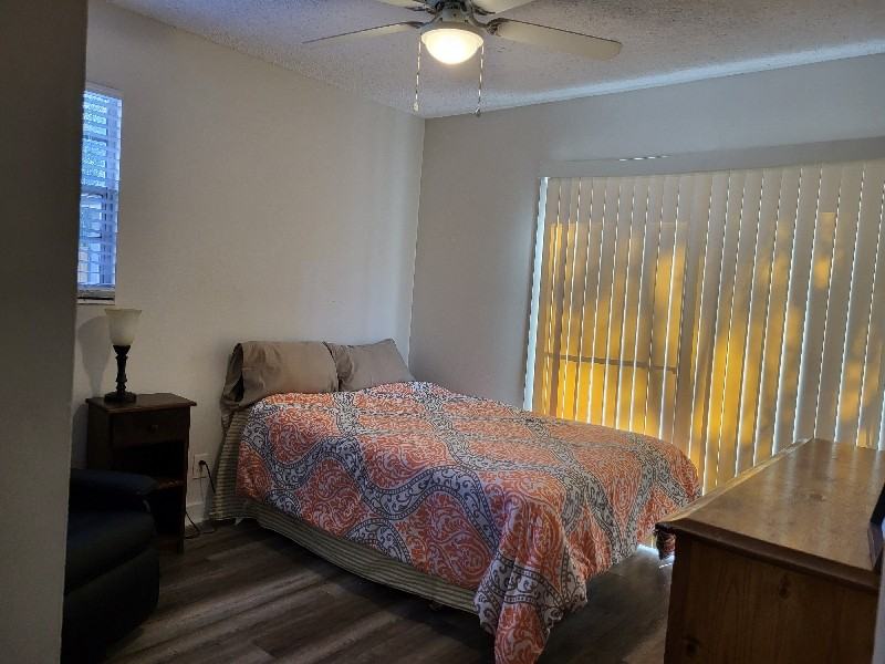 7086 Queen Of Hearts Ct - Photo 3 of 12