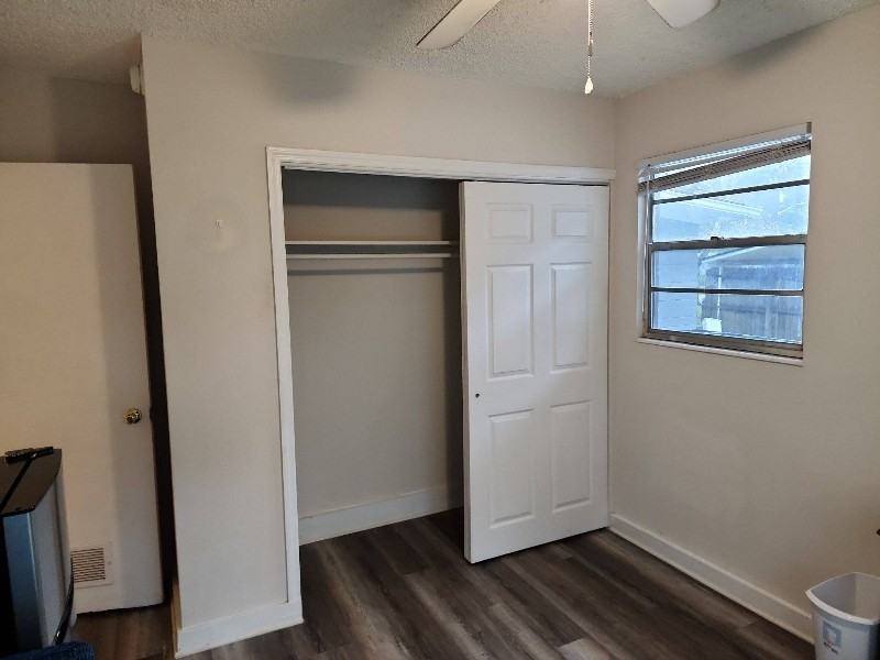 7086 Queen Of Hearts Ct - Photo 5 of 12