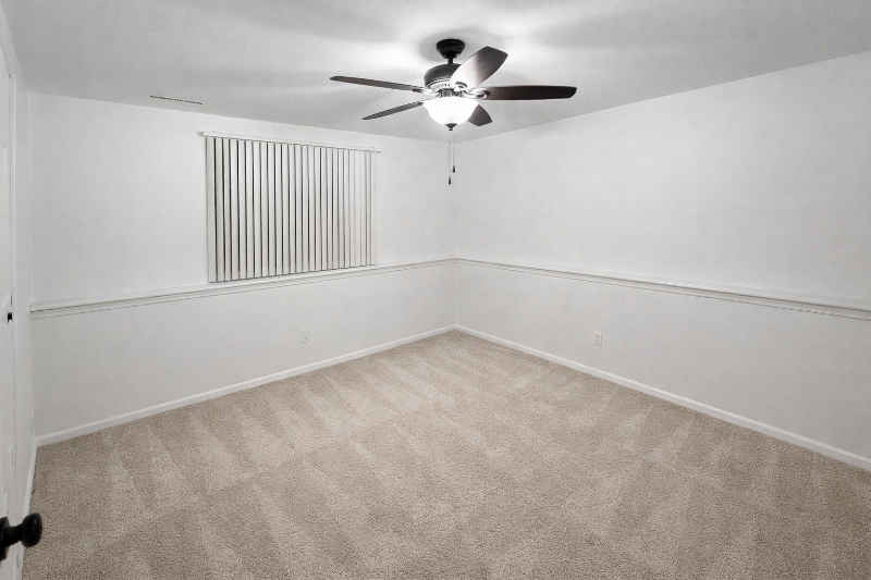 2742 Hart Rd - Photo 7 of 13