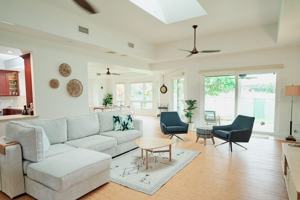 featured image of 4100 Queen Emmas Dr