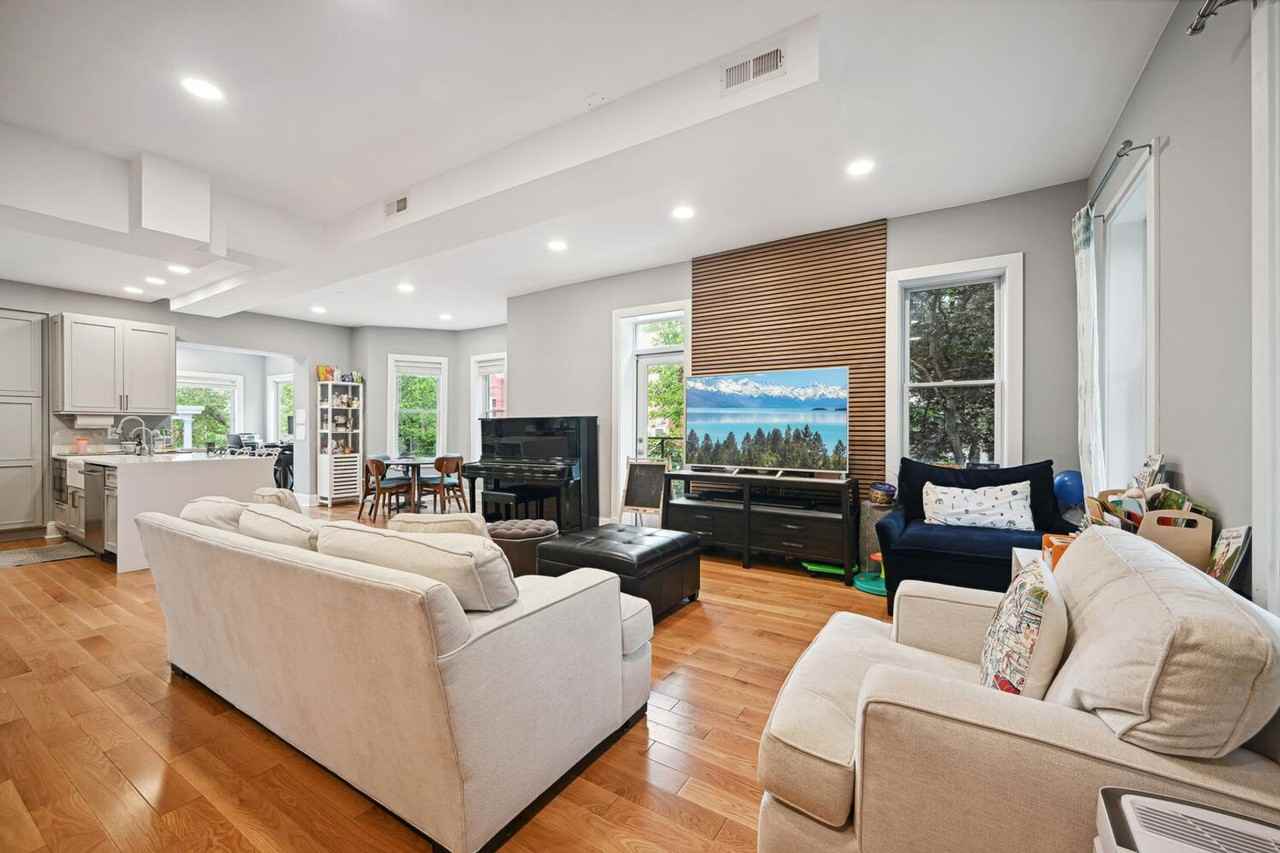 522 F St Ne - Photo 3 of 30