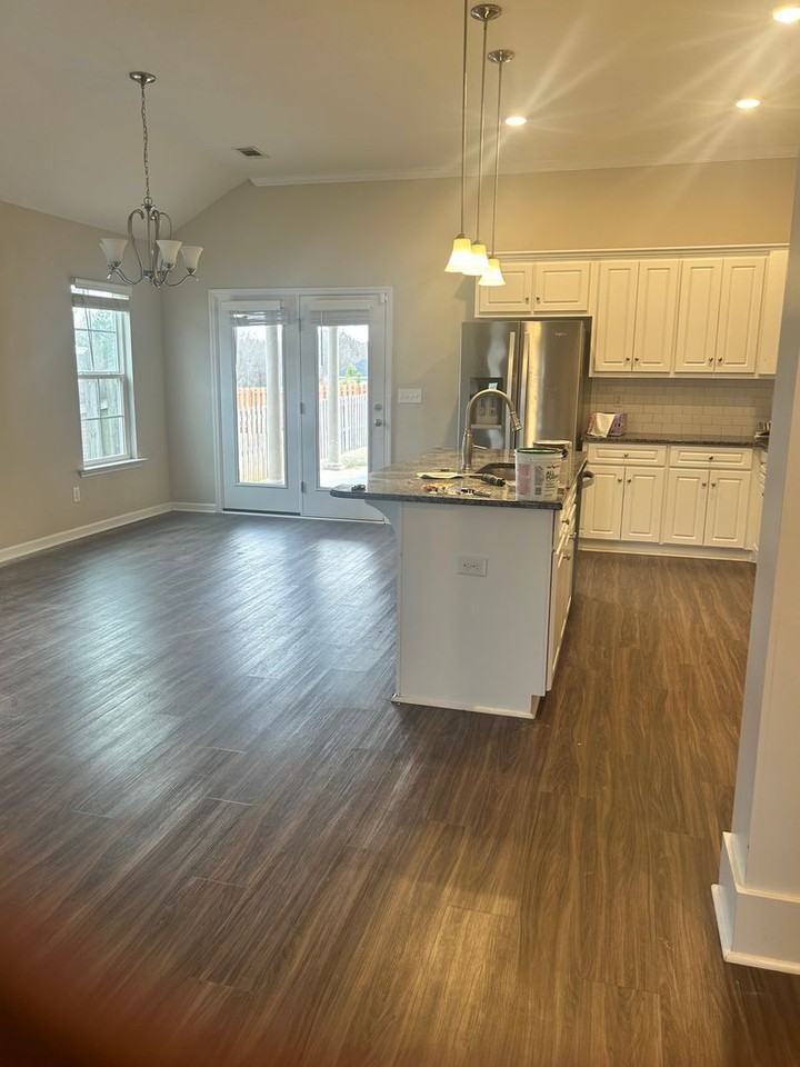 4535 Raleigh Dr - Photo 4 of 10