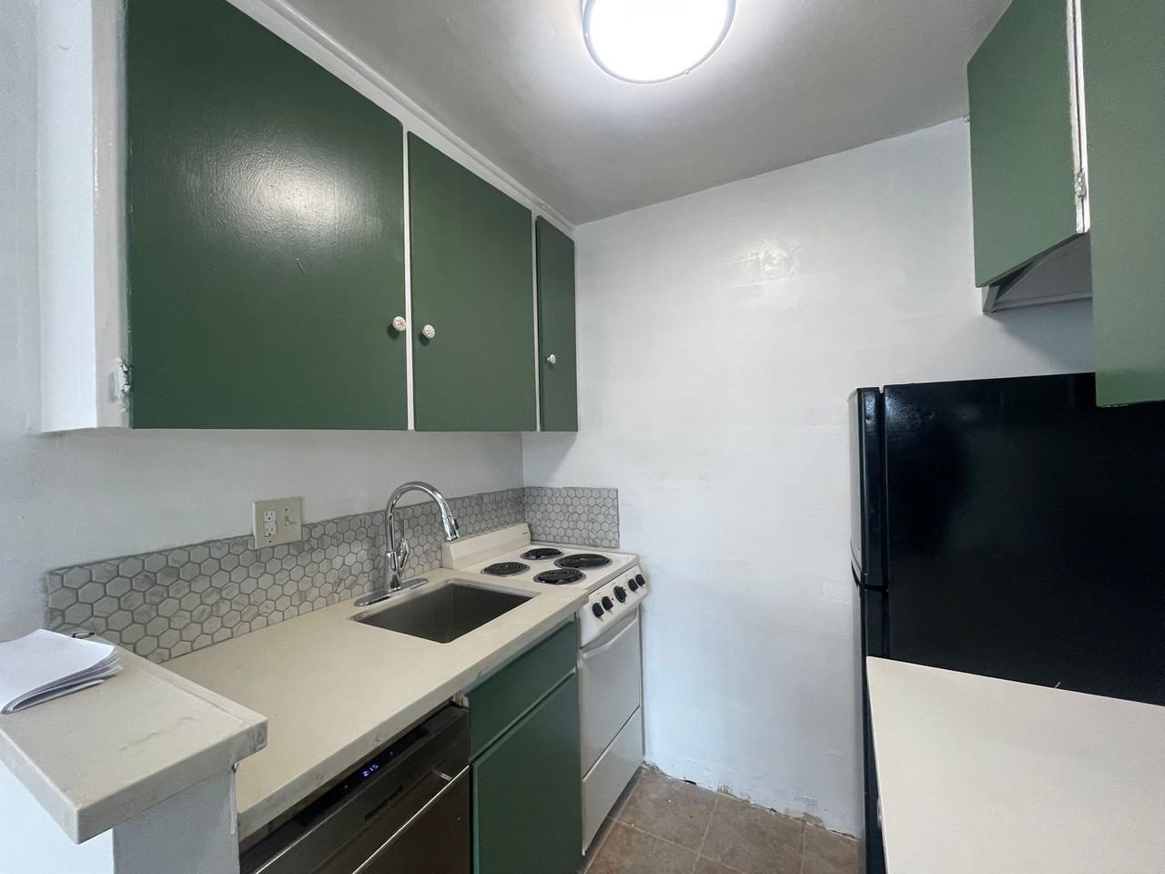 5320 Martin Luther King Jr Way S #201 - Photo 4 of 8