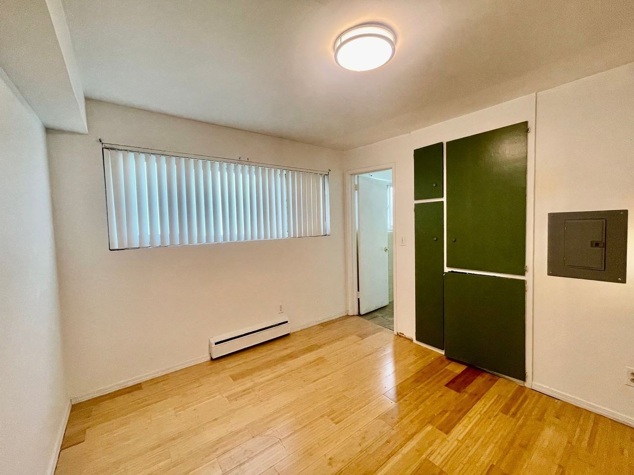 5320 Martin Luther King Jr Way S #201 - Photo 6 of 8