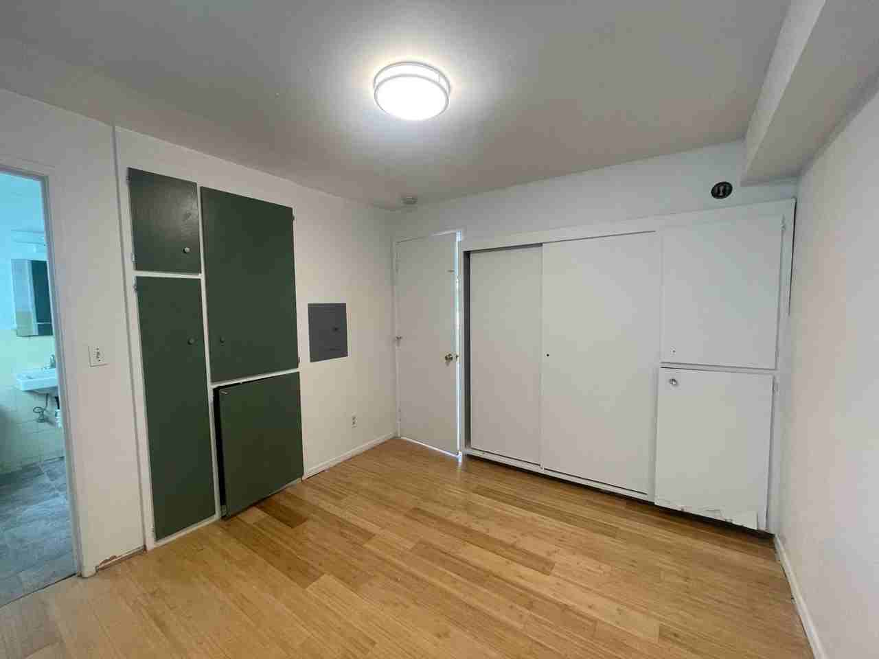 5320 Martin Luther King Jr Way S #201 - Photo 7 of 8