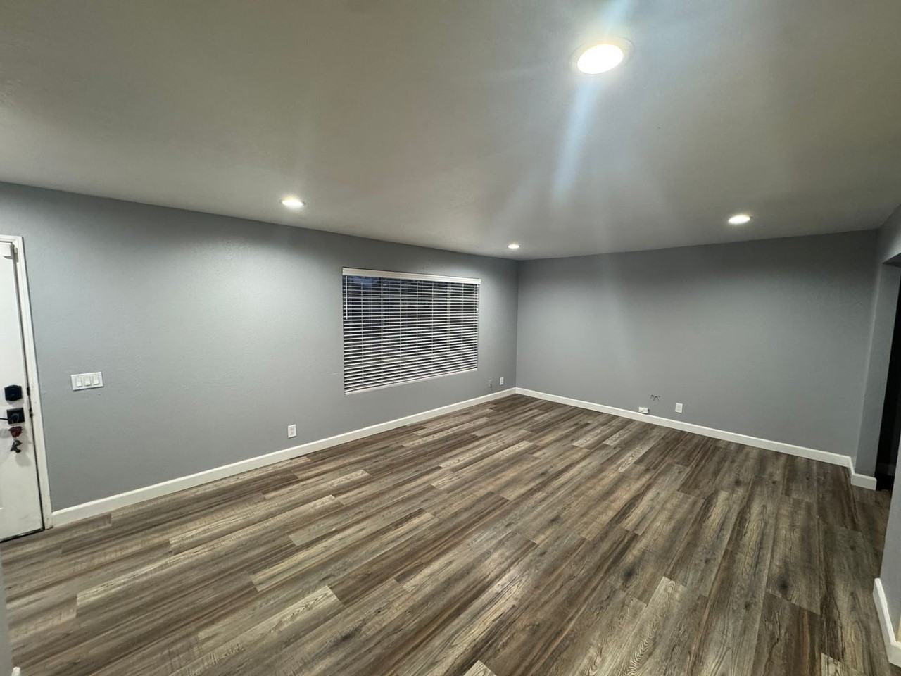 45029 16th St W - Photo 2 of 23