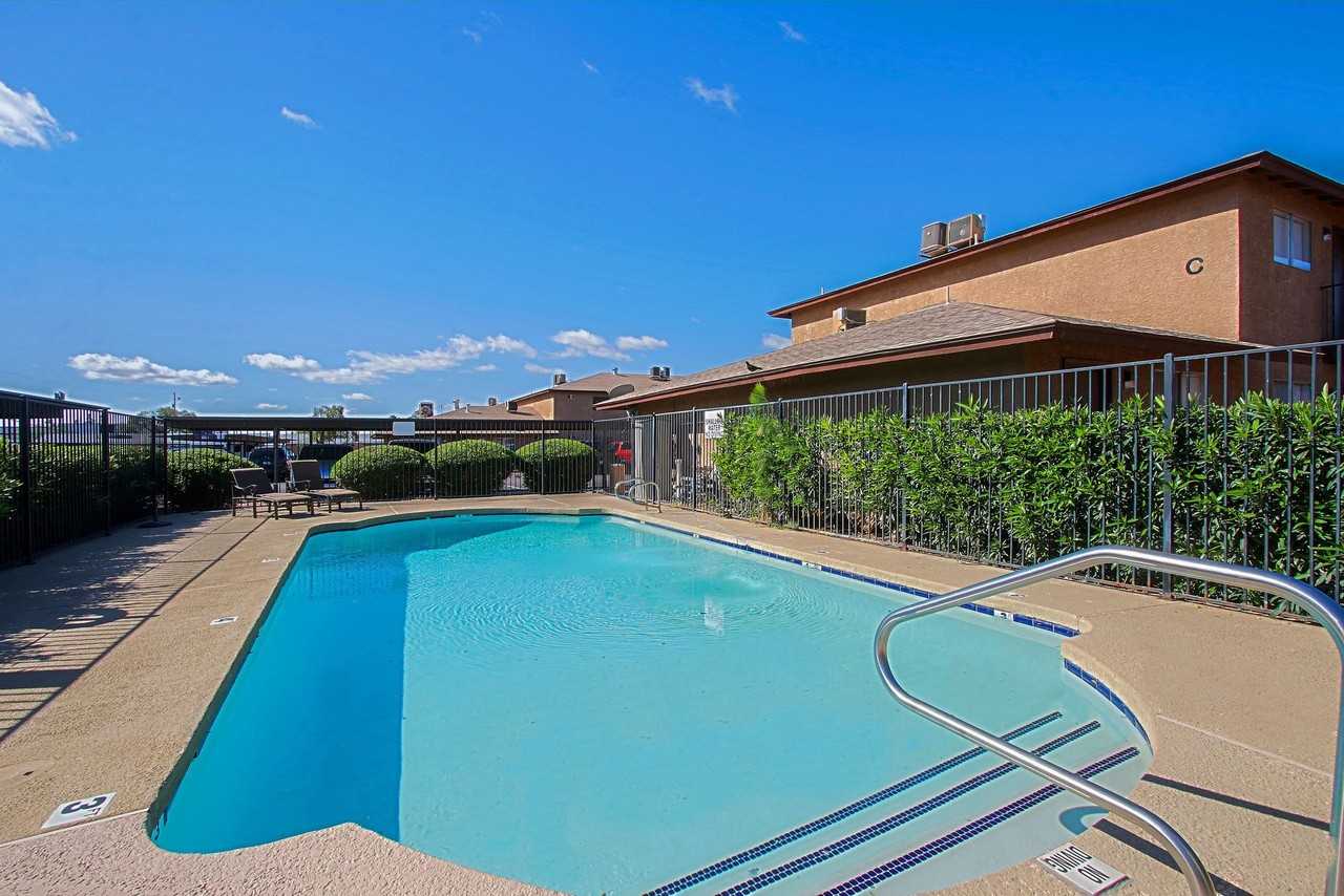 Aire Libre Apartments - Photo 6 of 16