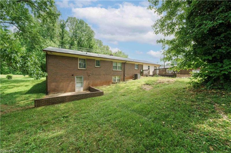 5132 Sunrise Ter - Photo 2 of 13