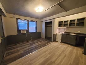 Jones Bedford 2205 Jones - Photo 1 of 1