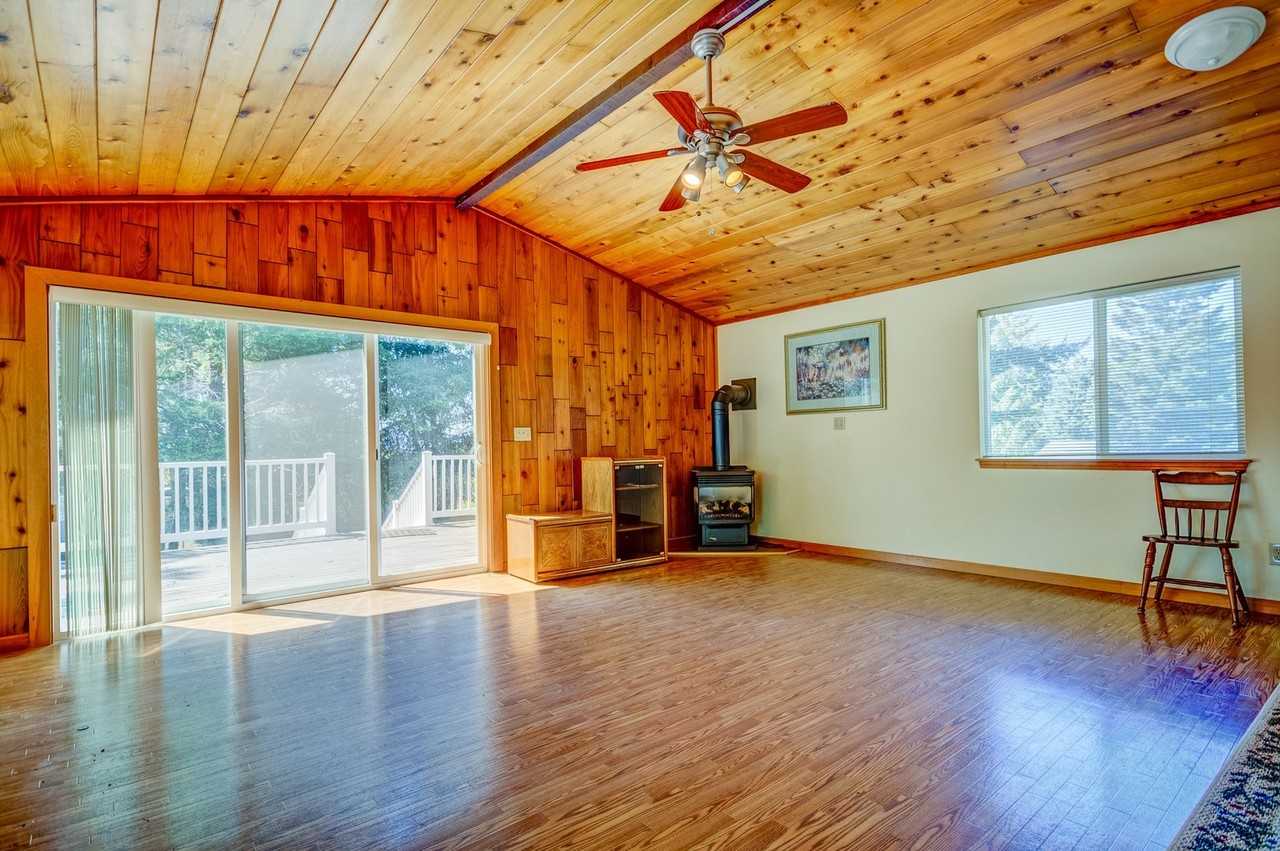 839 Hazzle Ct - Photo 6 of 12