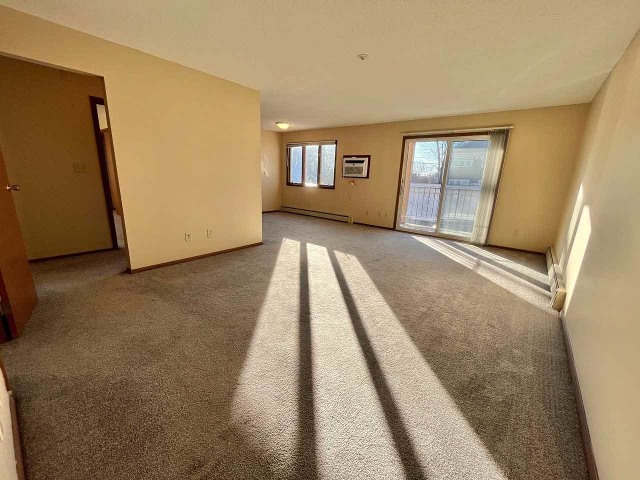 201 N Summit Ave Aaparments - Photo 2 of 17