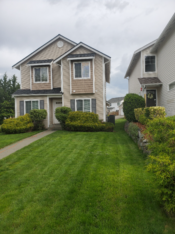 17602 108th Street Ct E #17602 - Photo 2 of 20