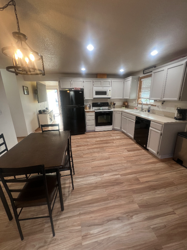 118 Chickadee Dr - Photo 3 of 19