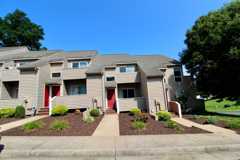 1452 Bradley Dr - Photo 1 of 1