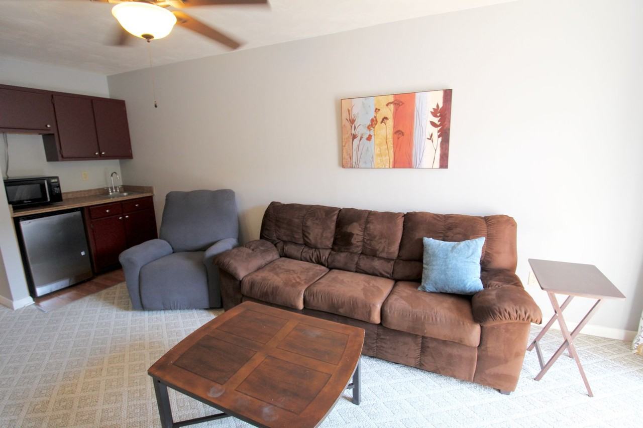 1452 Bradley Dr - Photo 7 of 19