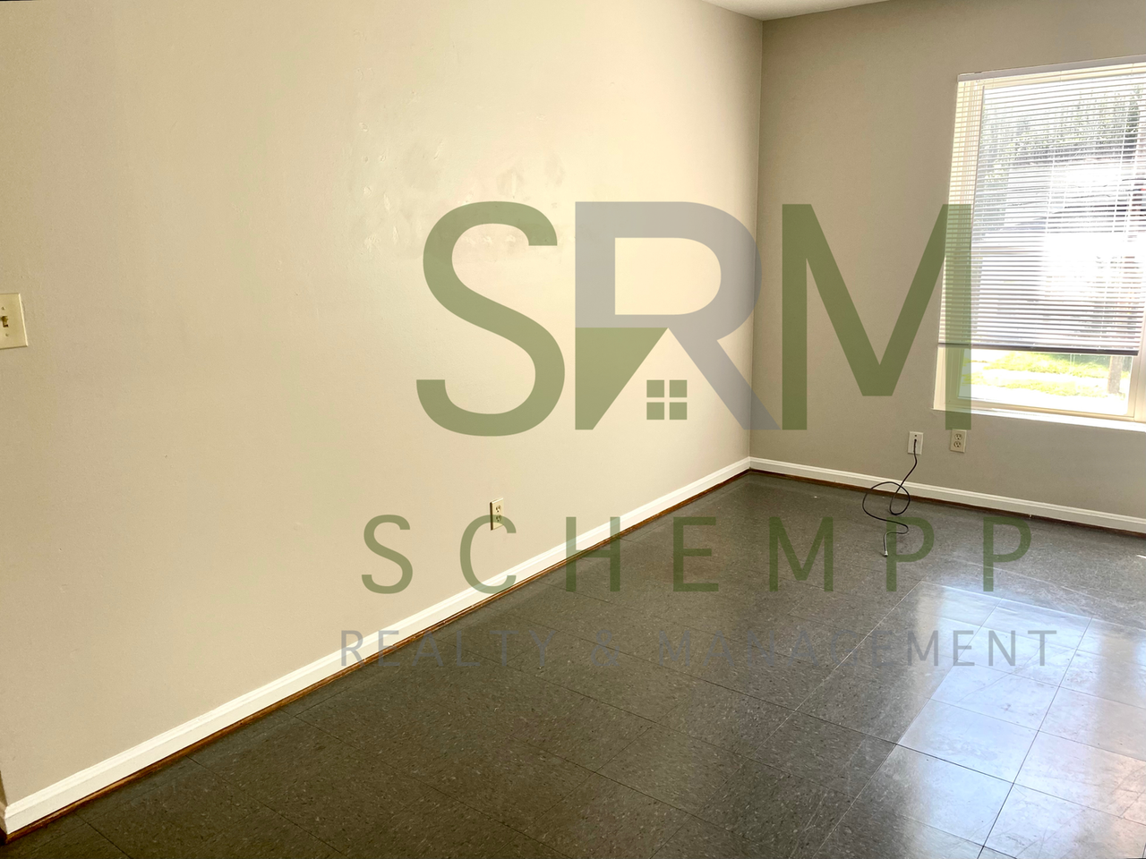 2409 Rowan St #3 - Photo 3 of 11