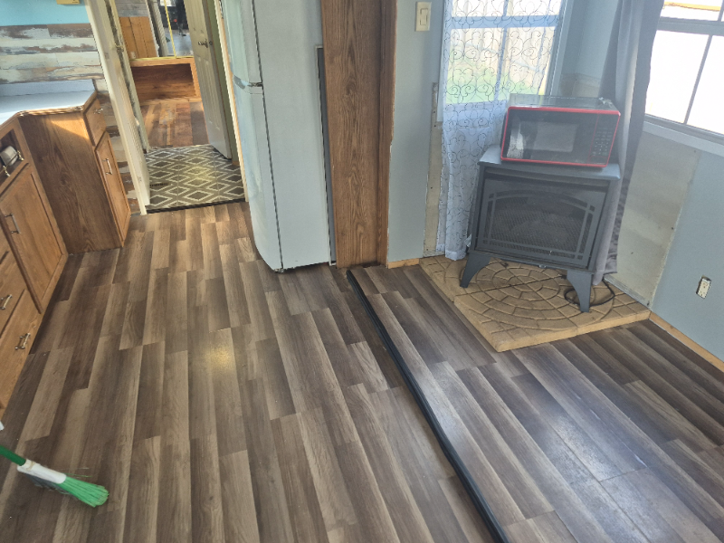 111 W Grizdale Dr - Photo 3 of 10