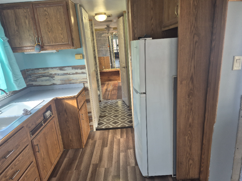 111 W Grizdale Dr - Photo 4 of 10