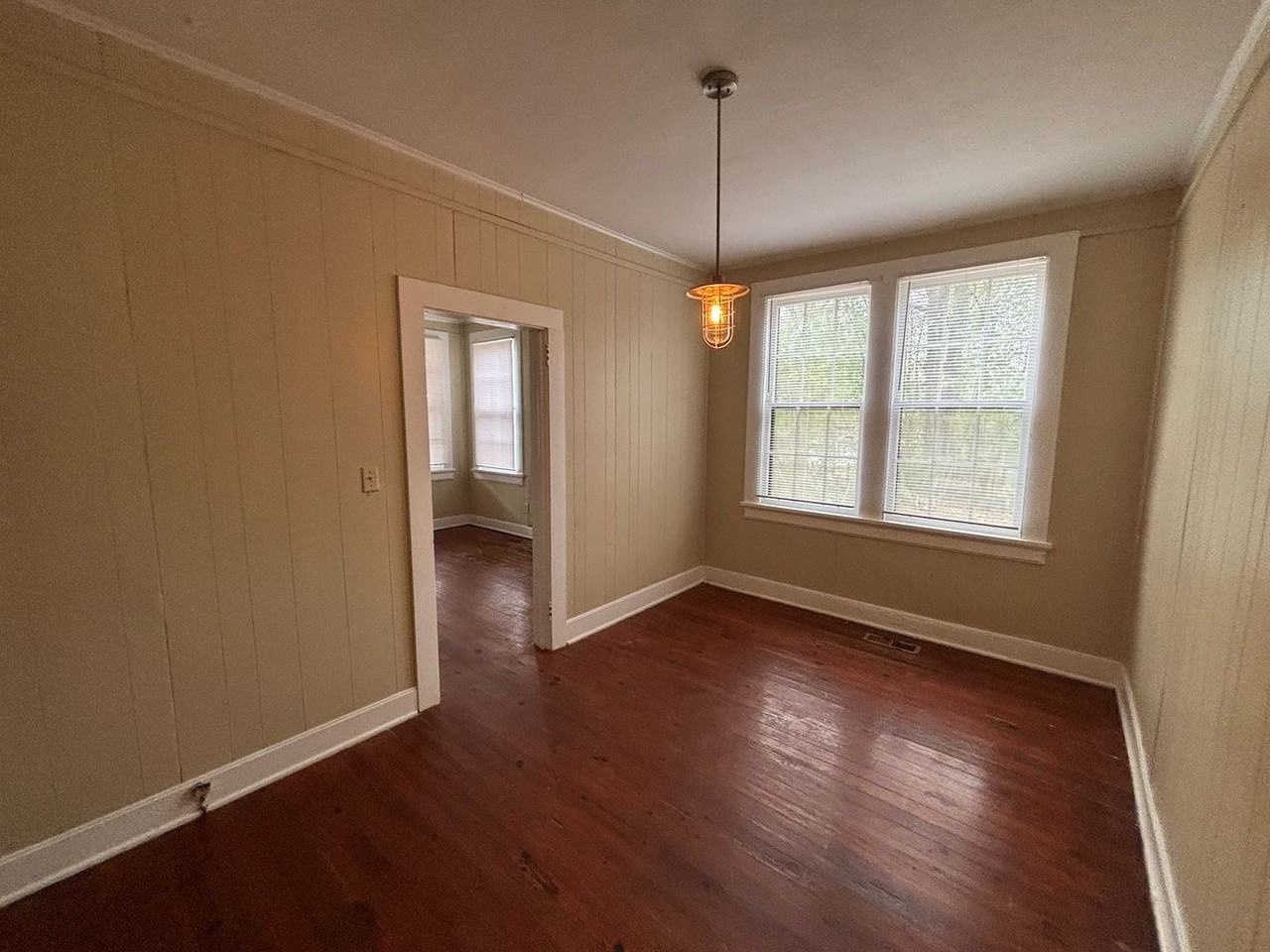 4254 Forrest Rd - Photo 4 of 20