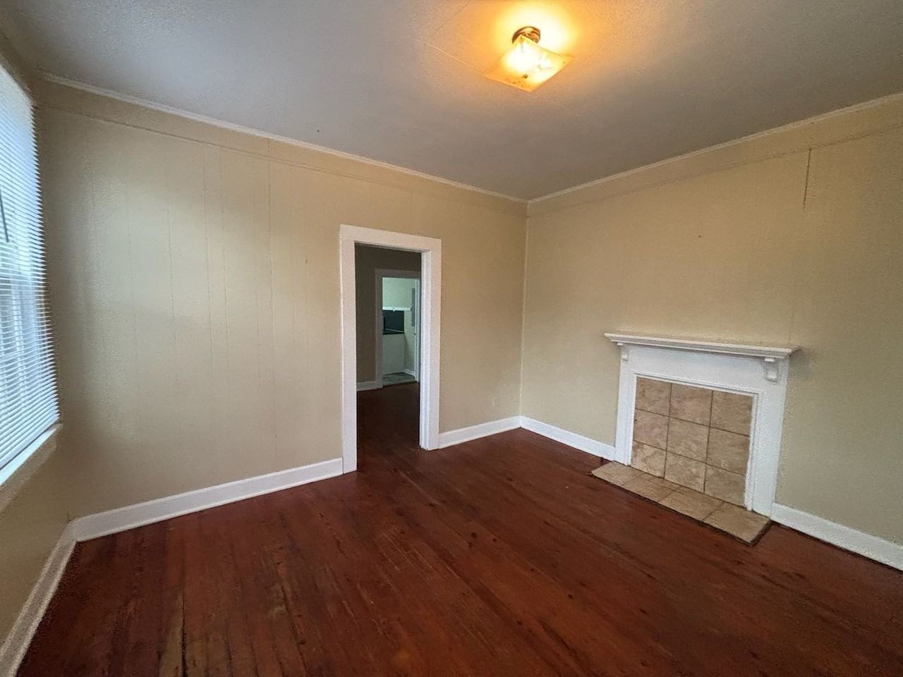 4254 Forrest Rd - Photo 7 of 20