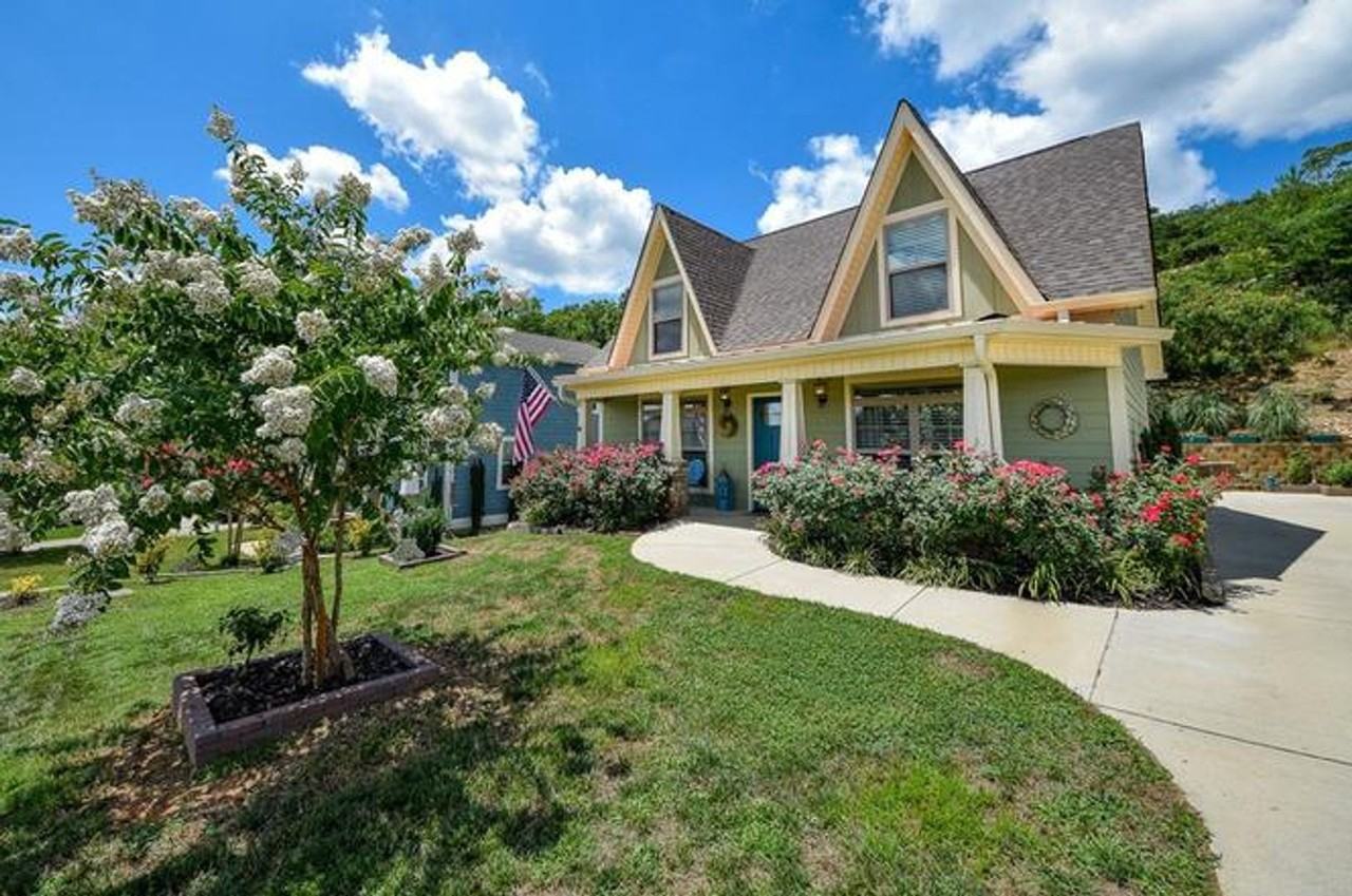 285 Courtland Crest Dr Sw - Photo 2 of 24