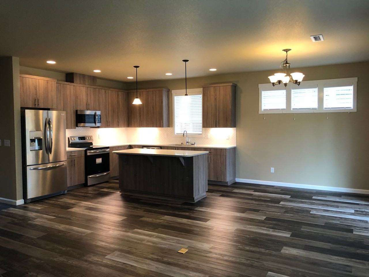 10601 Ne 103rd Ct - Photo 7 of 7