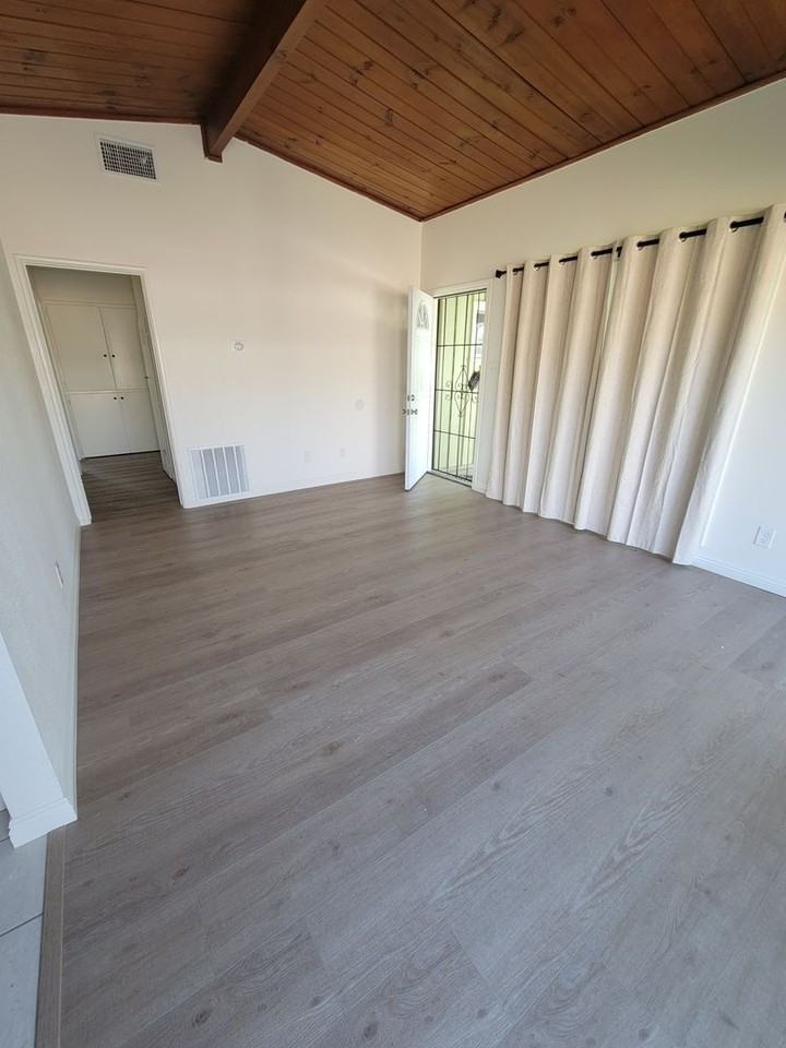 166 N Fenimore Ave - Photo 5 of 8