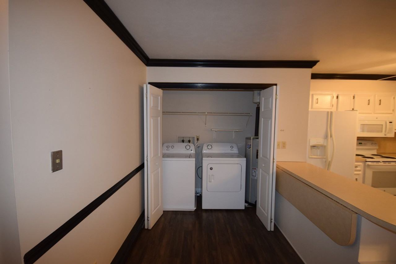 650 Galen Dr - Photo 3 of 14