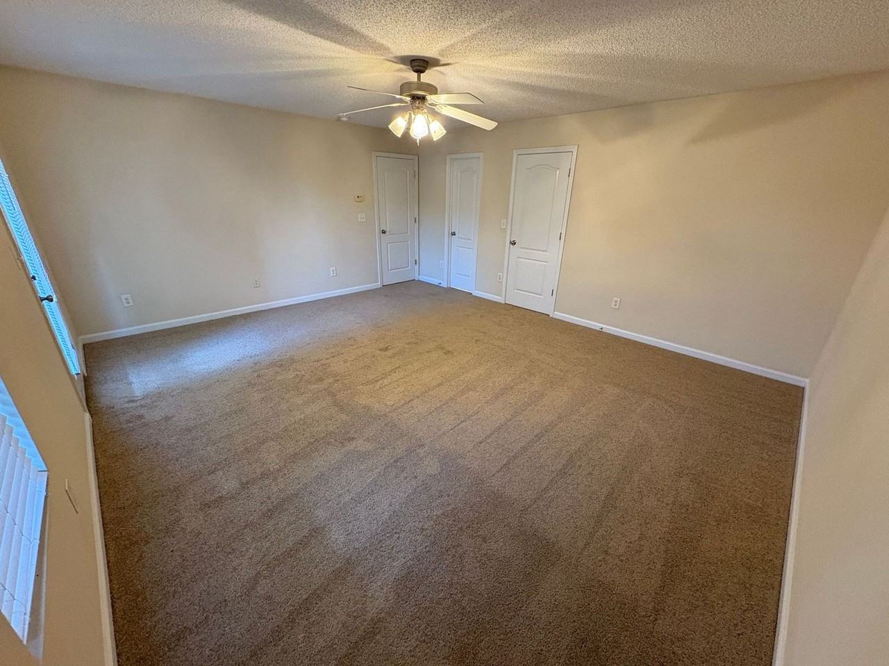 243 Fern Ridge Ct - Photo 7 of 13