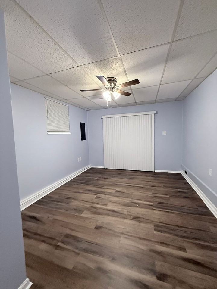 2316 Sun Valley Rd - Photo 5 of 12