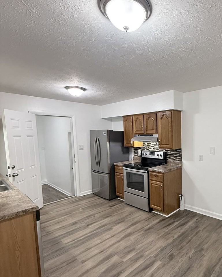 2316 Sun Valley Rd - Photo 7 of 12