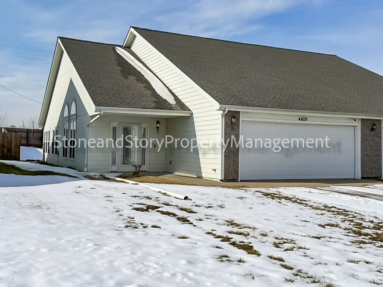 4429 Se Oakview Ln - Photo 2 of 20