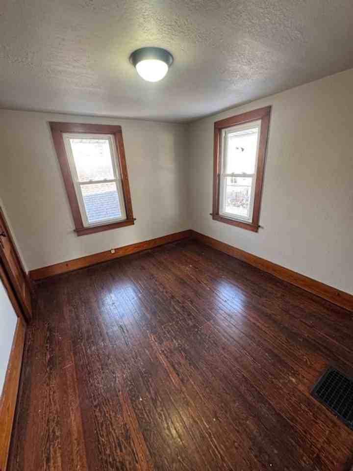 1830 3rd St - Photo 7 of 8