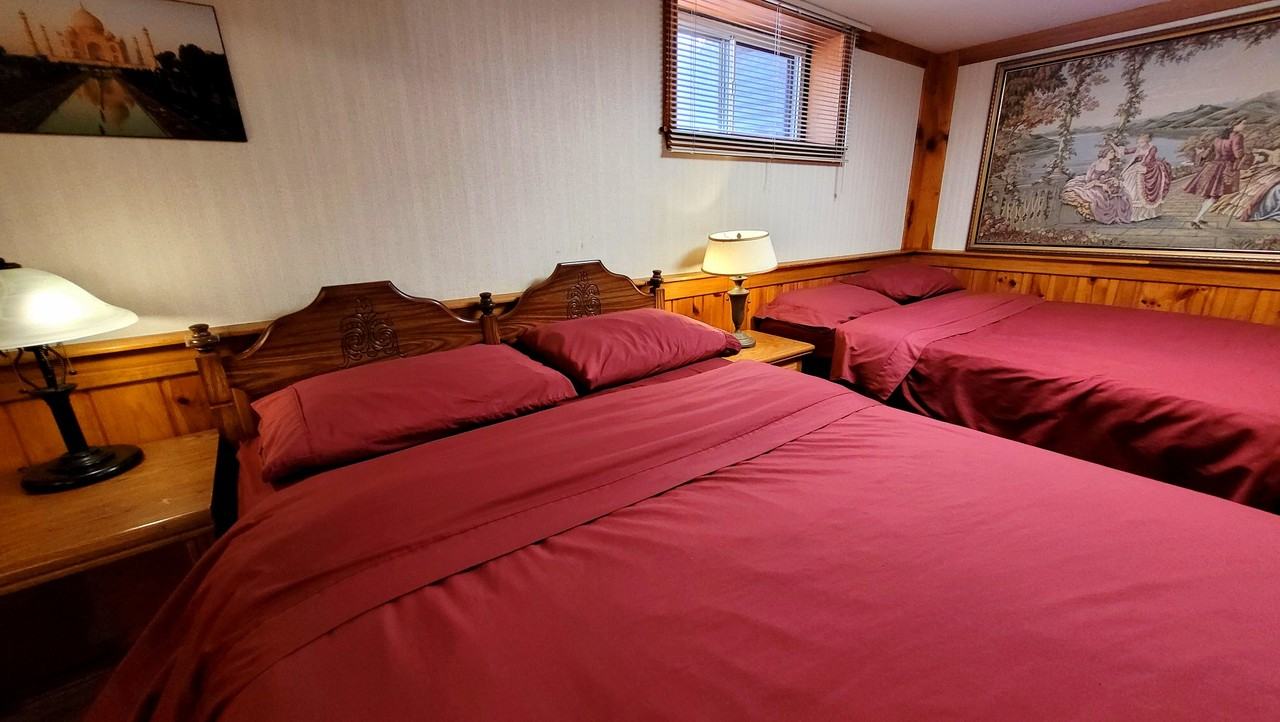 21 Larchmere Avenue - Photo 4 of 8