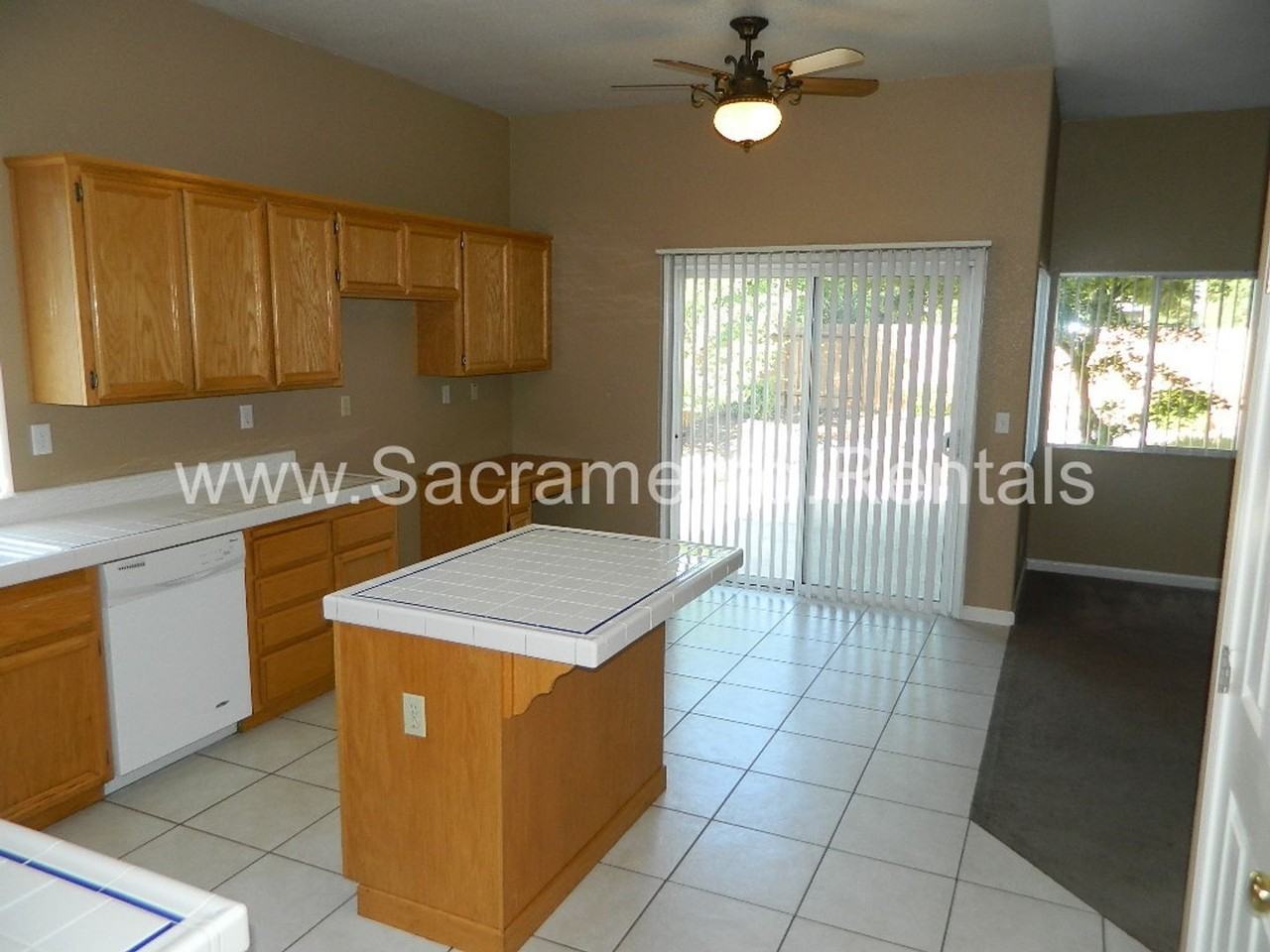 61 White Birch Ct - Photo 7 of 13