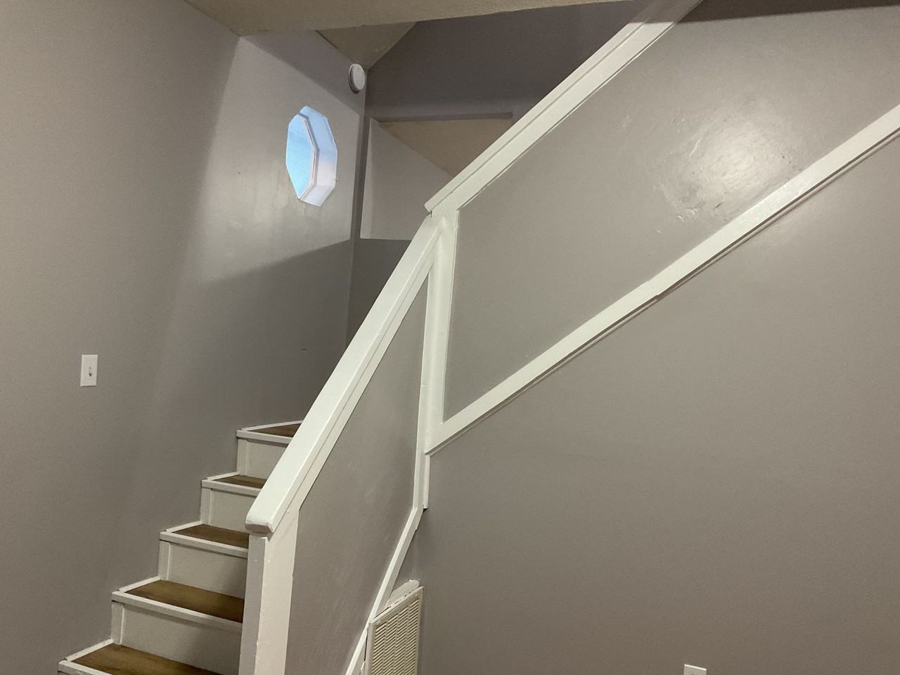 229 N Richland St - Photo 5 of 13