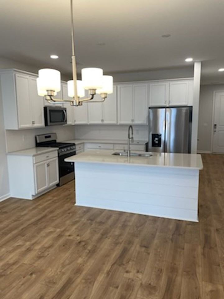 111 Turfway Dr - Photo 3 of 23