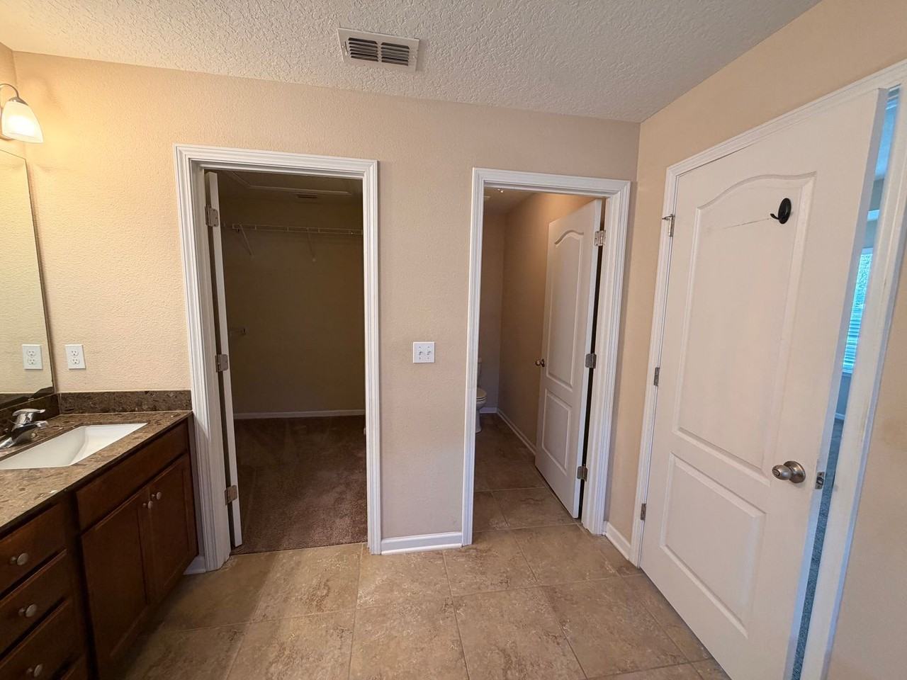 247 Shetland Dr - Photo 7 of 15