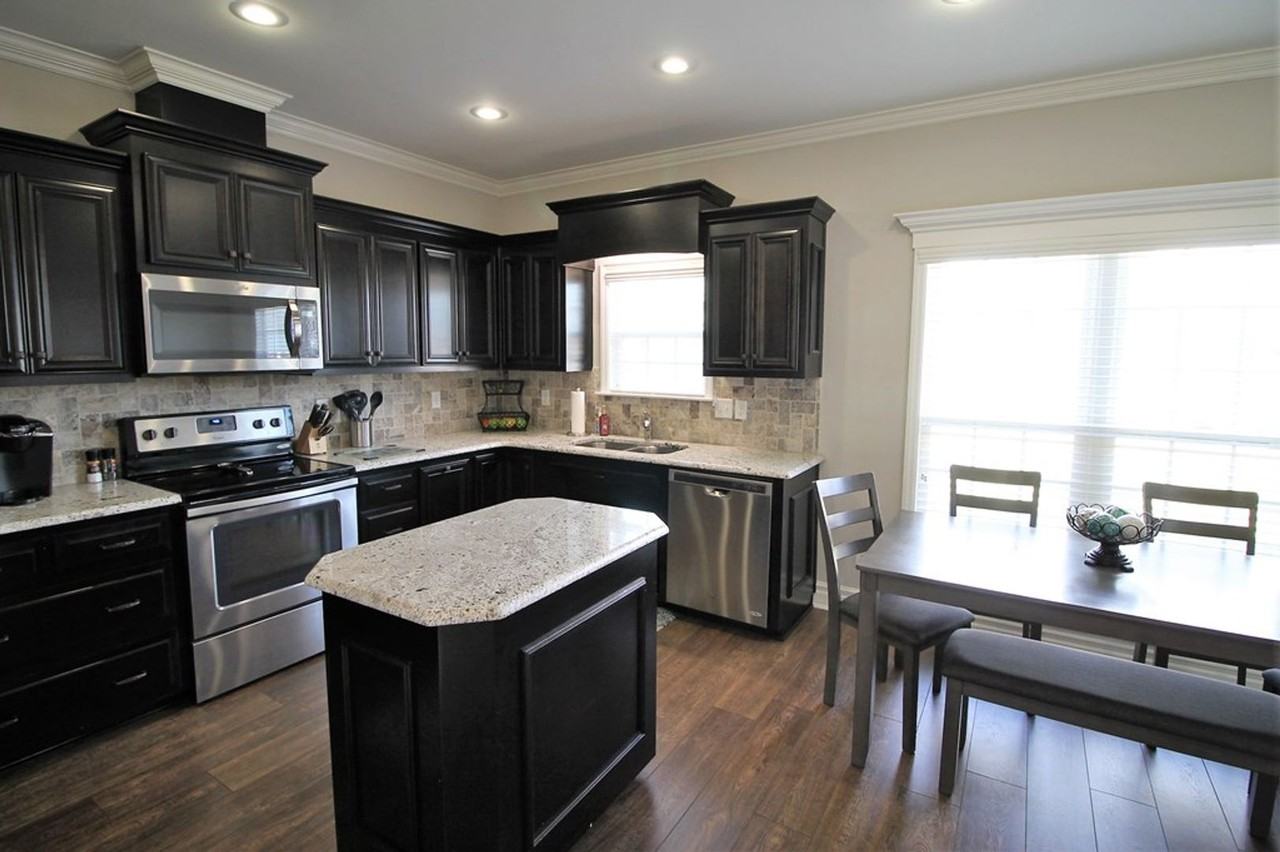 3931 Glen Laurel Dr S - Photo 6 of 20