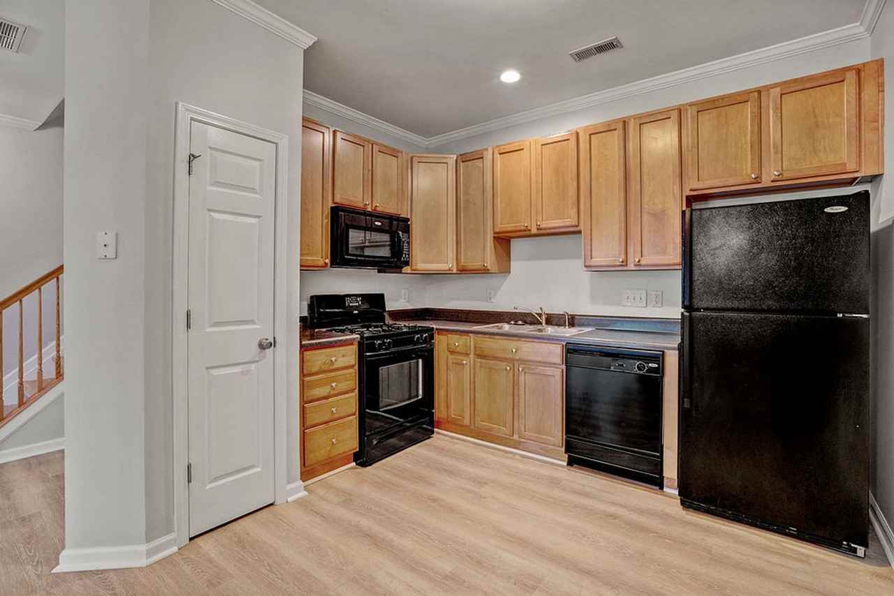 11701 Coppergate Dr - Photo 3 of 20