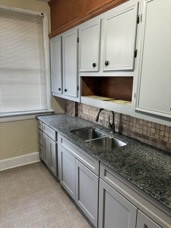 8309 Pritchard Pl - Photo 5 of 15