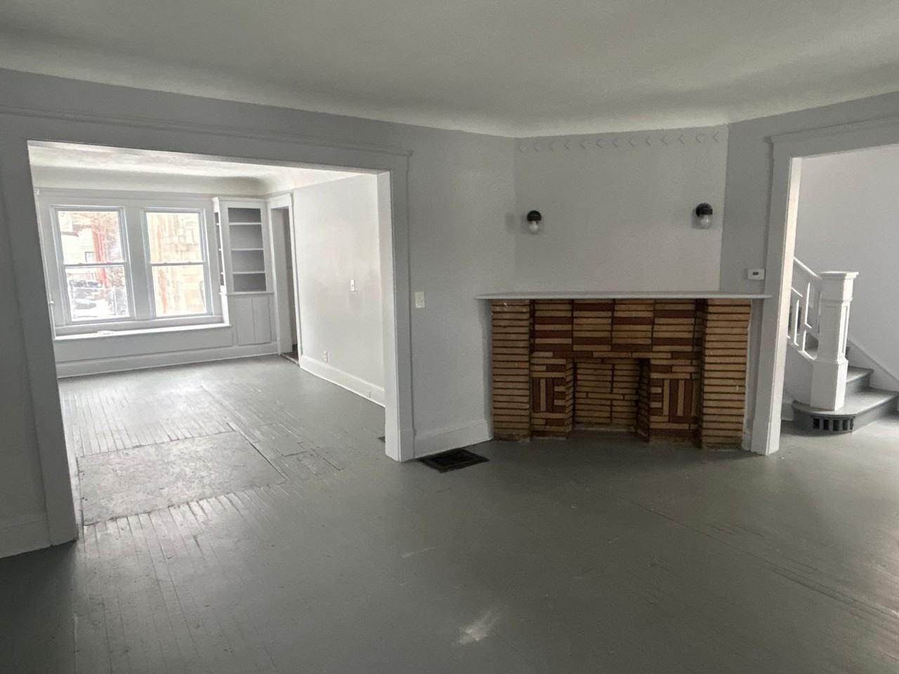 831 E 95th St - Photo 3 of 10